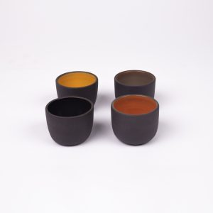 Porzellan Tassen Espresso Edizione 1 Nera 4er Set in Holzbox Porzellan Tassen Espresso Edizione 1 Nera 4er Set in Holzbox