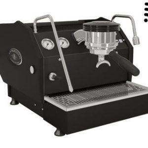La Marzocco GS/3 AV Flat Black - Gehäuse schwarz und Seitenteile mit schwarzem Kunststoff